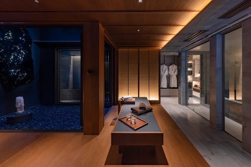 モダンでラグジュアリーなスパ空間